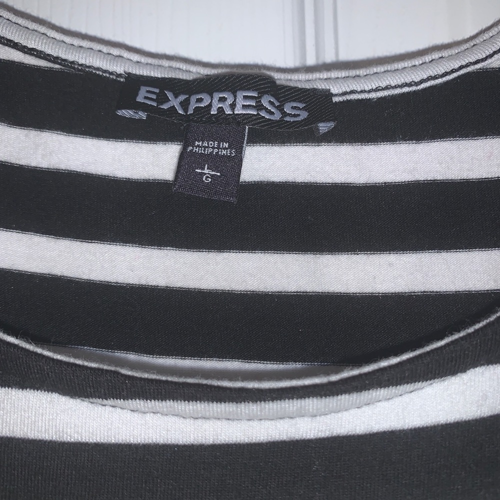 Express Cold-Shoulder Top - Picture 2 of 4